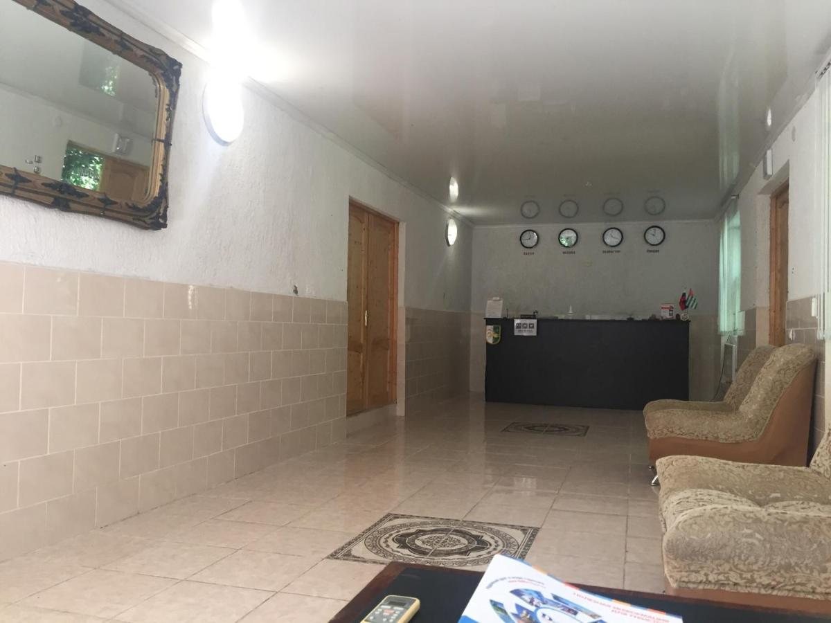 Baza Otdyha Miya Hotel Гудаута Екстериор снимка